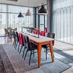 - Munich Airport, An Ihg Hotel