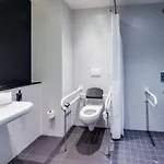 - Munich Airport, An Ihg Hotel 4*