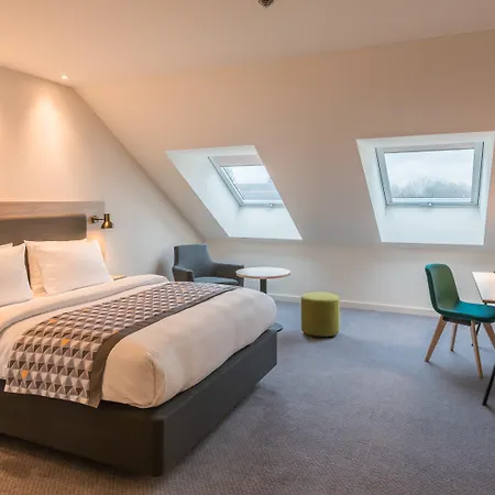 - Munich Airport, An Ihg 4*