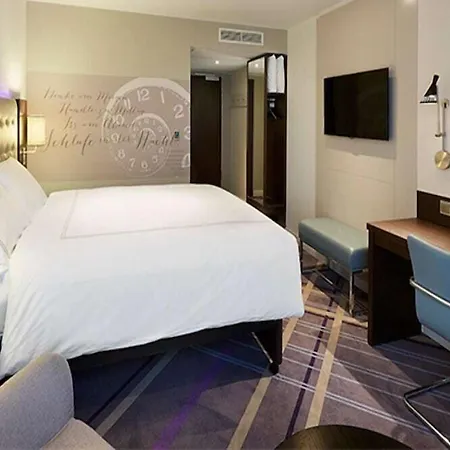- Munich Airport, An Ihg Hallbergmoos